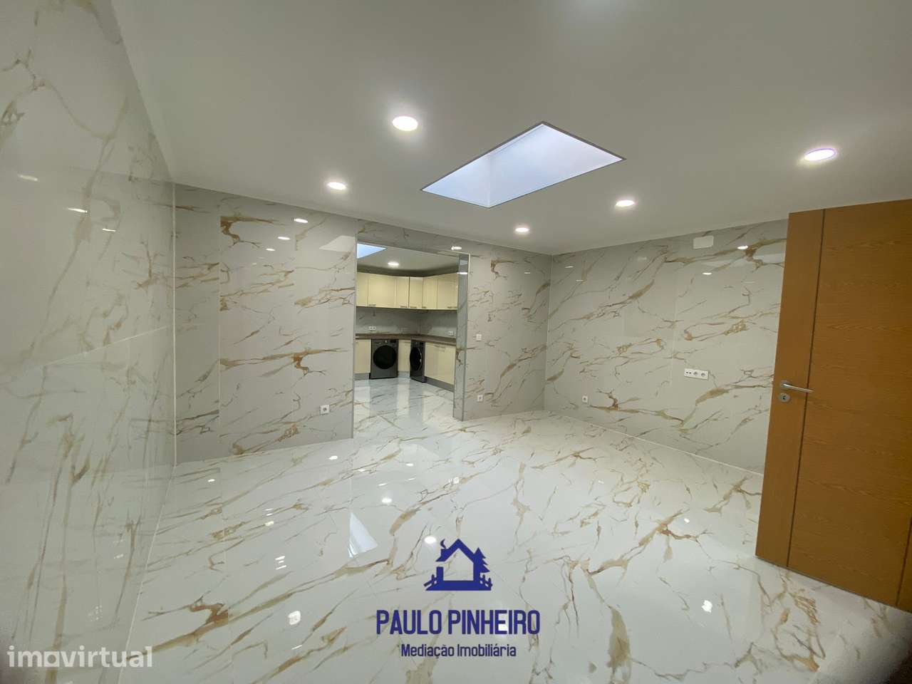 Moradia T4+1 Totalmente Renovada – Campanhã - Grande imagem: 3/25