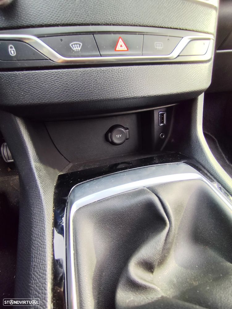 Peugeot 308 SW BlueHDi 120 Stop & Start Style - 16