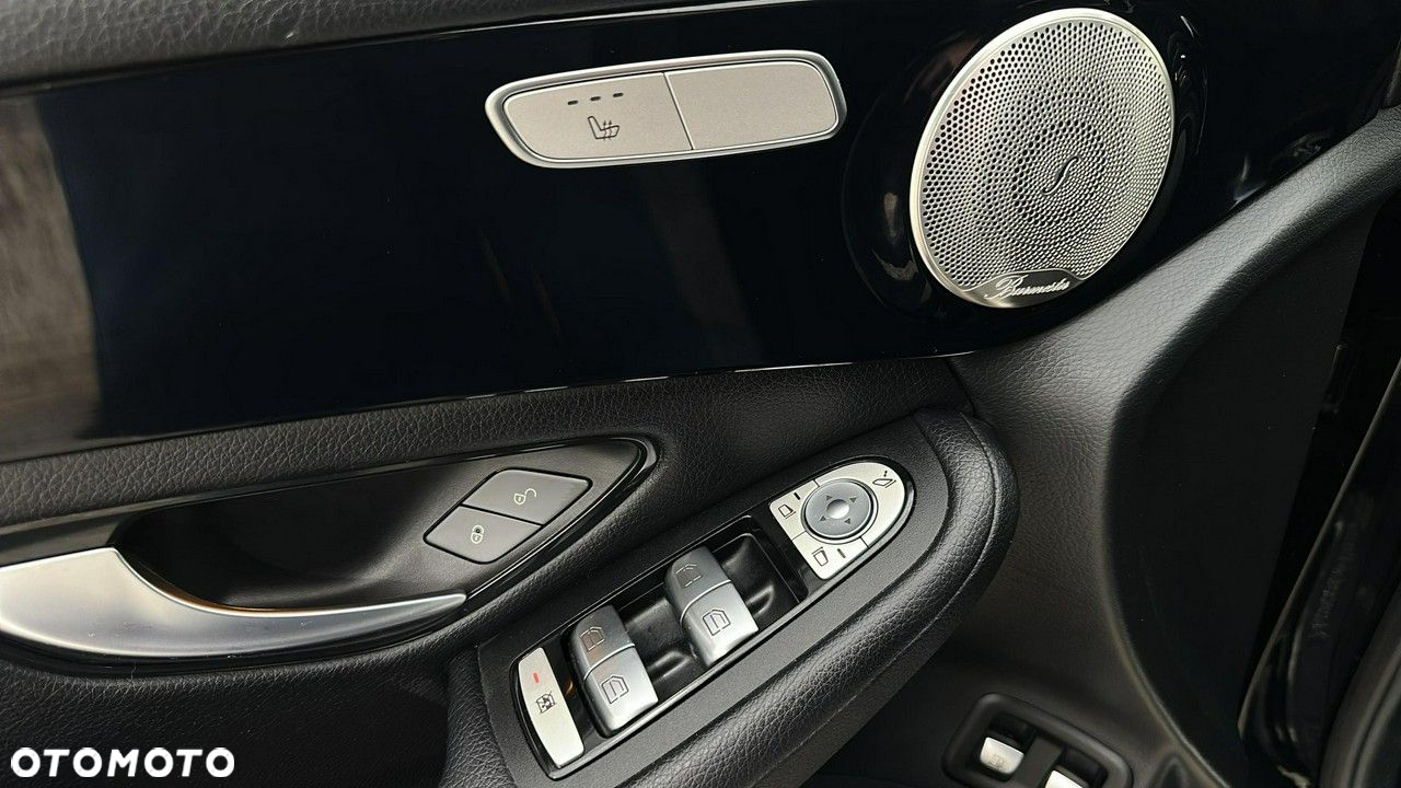 Mercedes-Benz GLC - 13