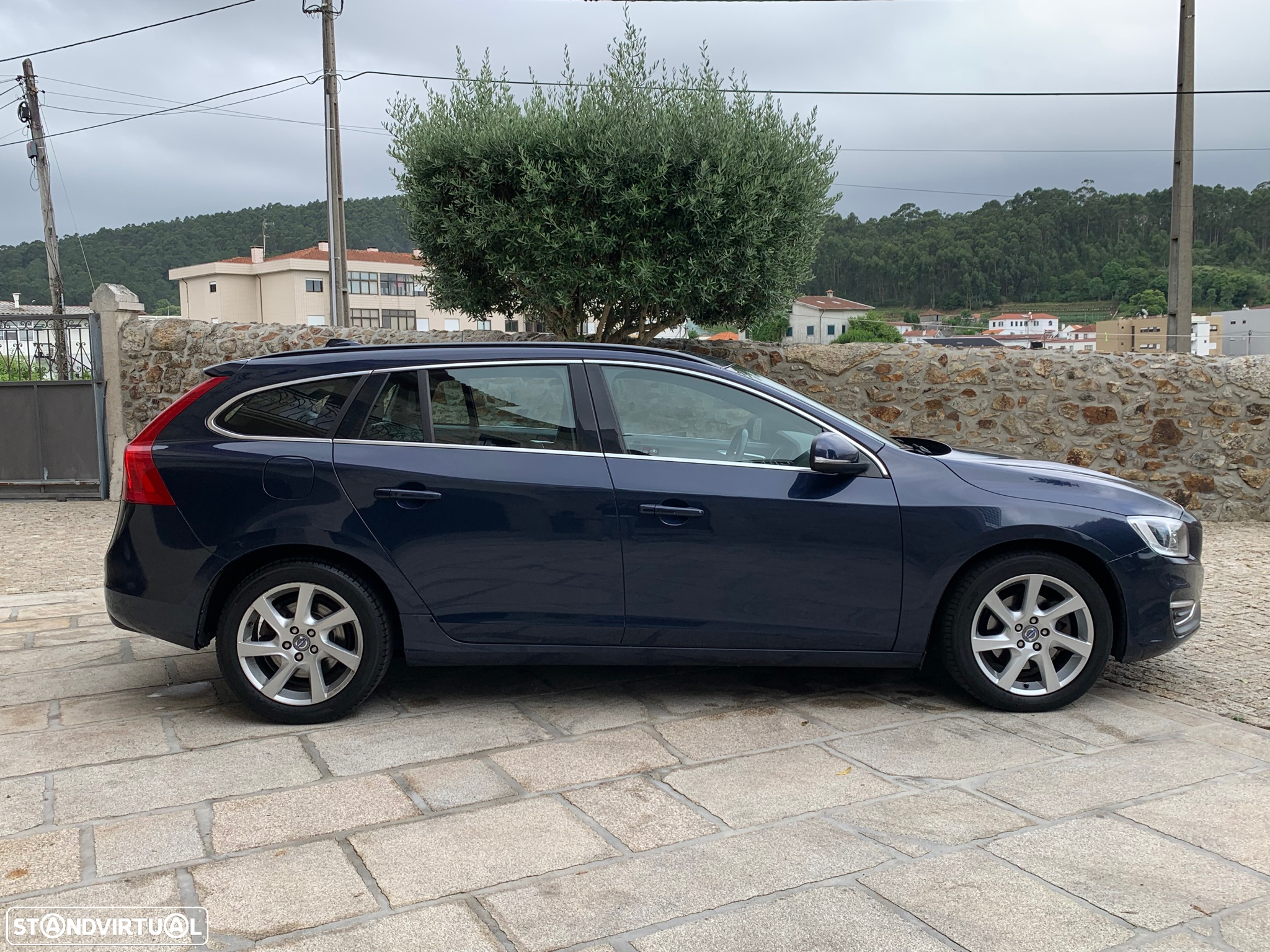Volvo V60 D2 Geartronic Powershift Momentum - 8