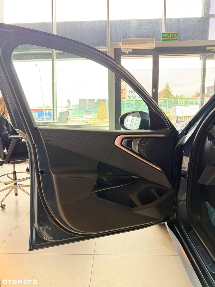BMW X3 xDrive30e PHEV - 13