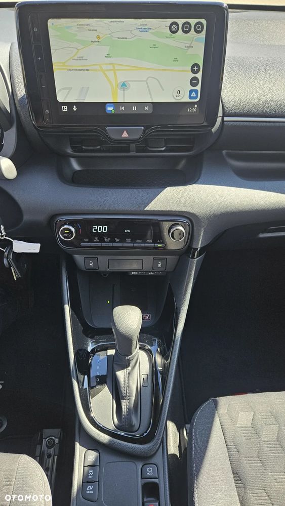 Toyota Yaris Hybrid 1.5 Style - 11
