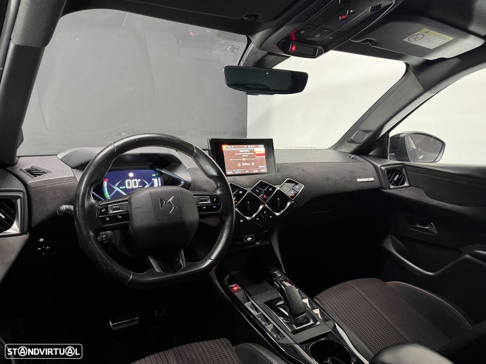 DS DS3 Crossback E-TENSE PERFORMANCE LINE - 9