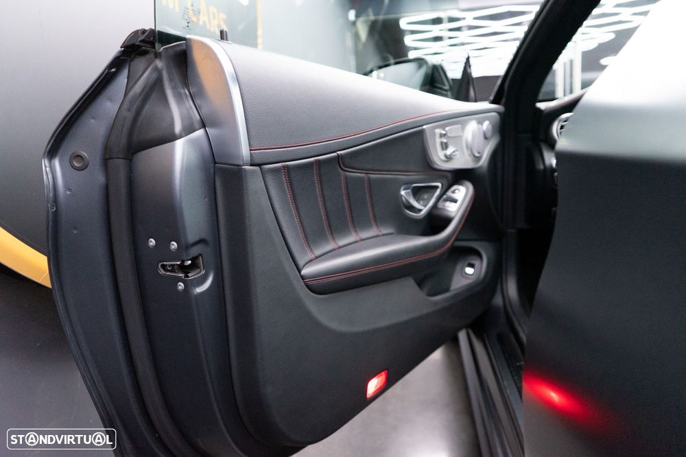 Mercedes-Benz C 43 AMG 4Matic 9G-TRONIC - 27