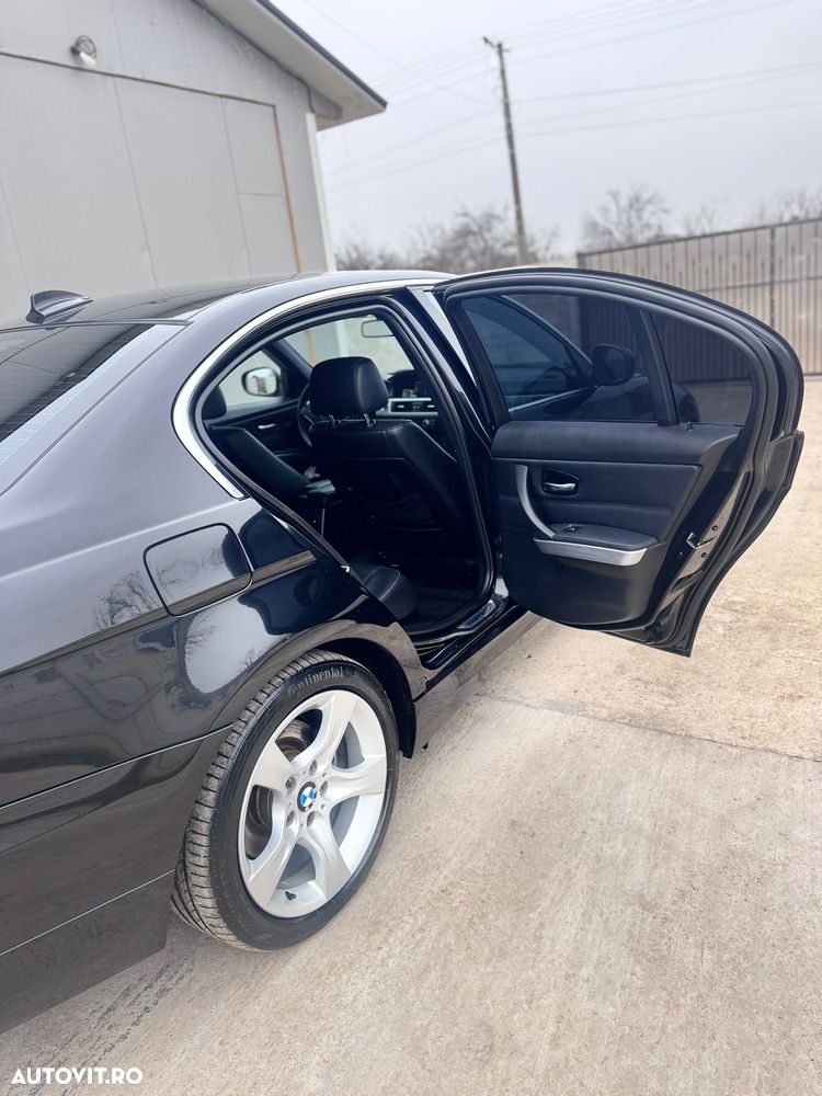 BMW Seria 3 318d DPF Aut. - 5