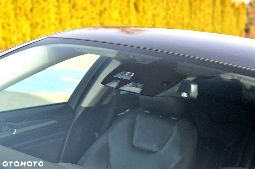 Ford Mondeo 2.0 TDCi Allrad Business Edition - 38