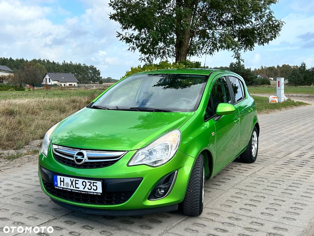 Opel Corsa 1.4 16V Color Edition - 11