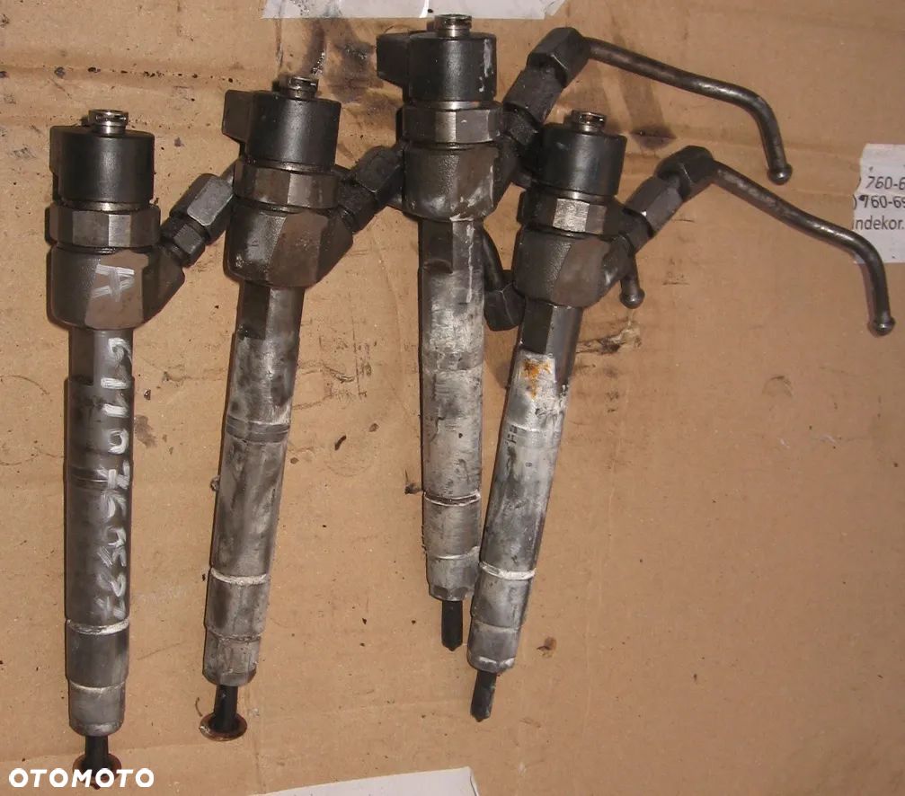 wtrysk wtryski 2.2 CDI MERCEDES SPRINTER A211 A6110760587 - 1