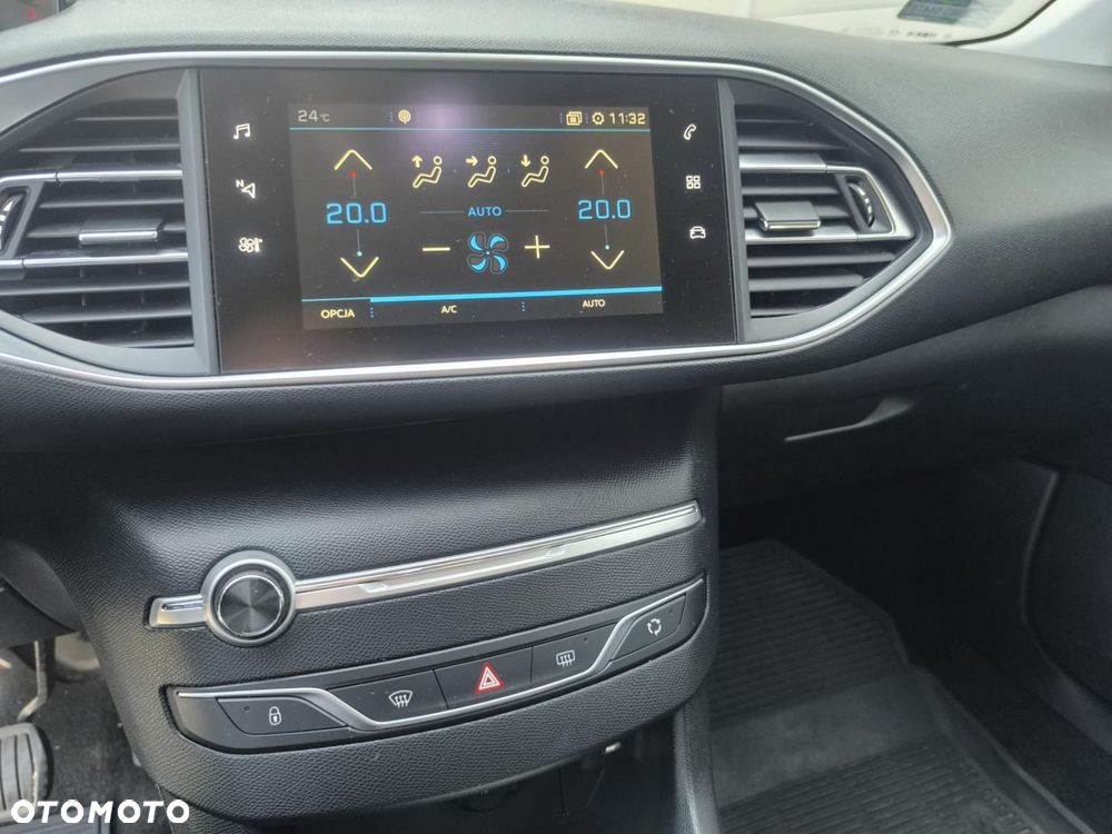 Peugeot 308 1.2 PureTech GPF Active Pack Business S&S - 22