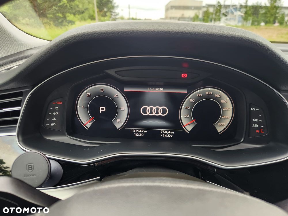Audi Q7 - 7