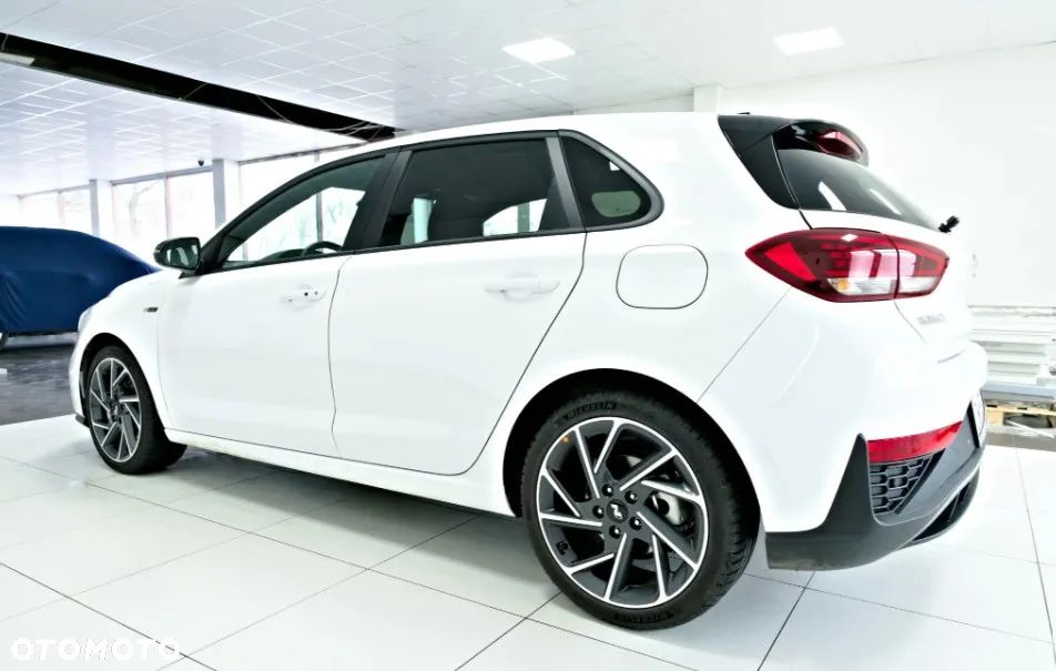 Hyundai i30 1.5 T-GDI 48V-Hybrid N-Line - 4