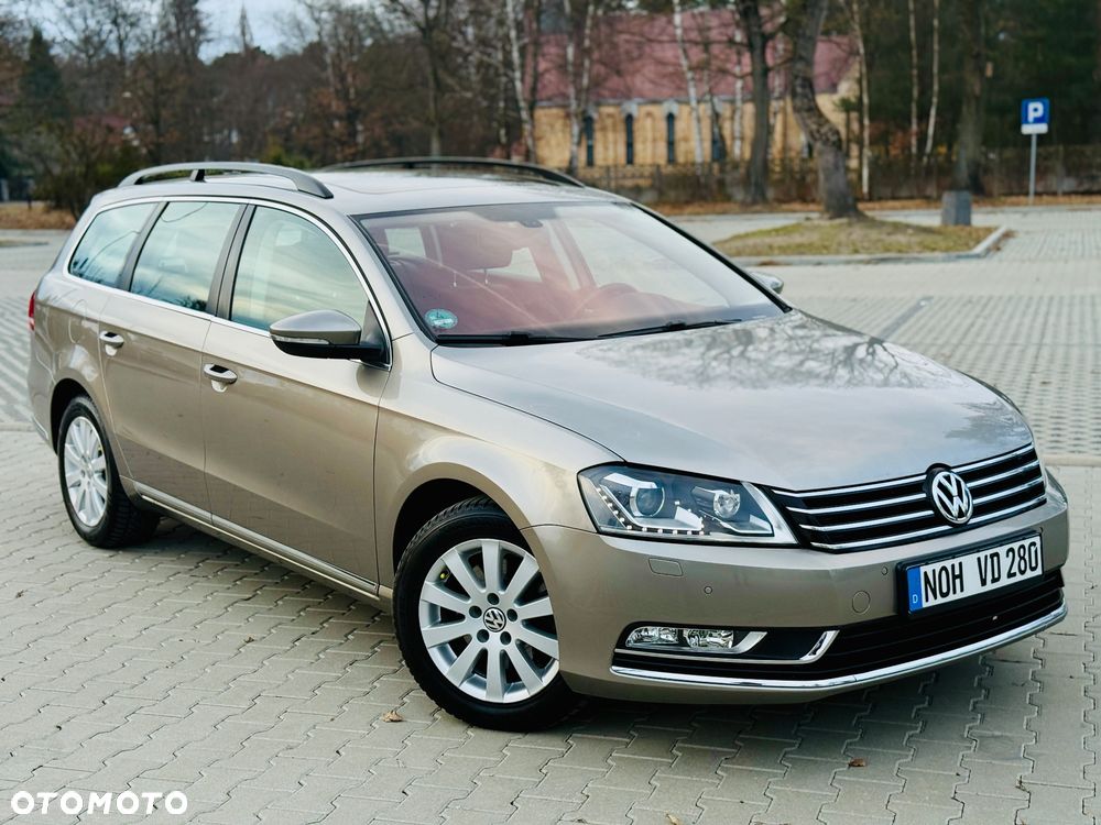 Volkswagen Passat Variant 2.0 TDI DSG BlueMotion Technology Highline - 1