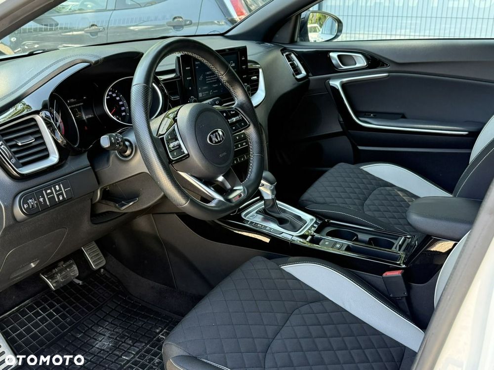 Kia ProCeed 1.4 T-GDI GT Line DCT - 10