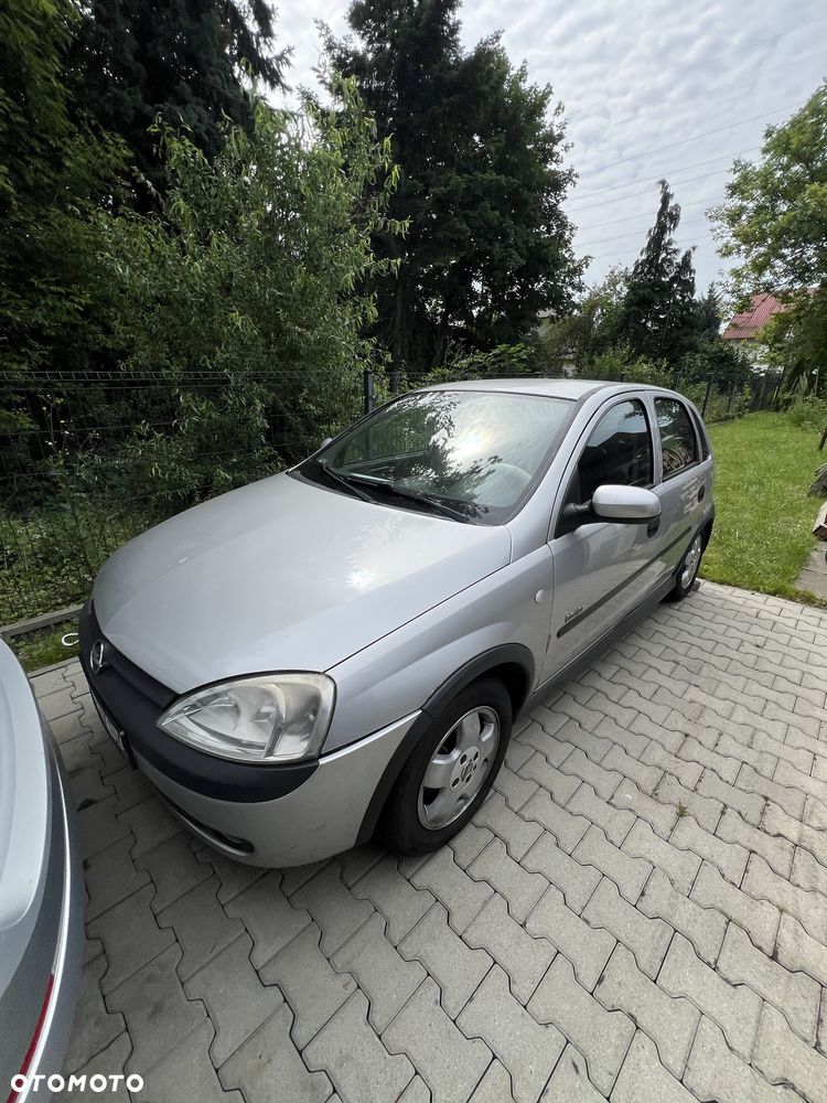 Opel Corsa - 1