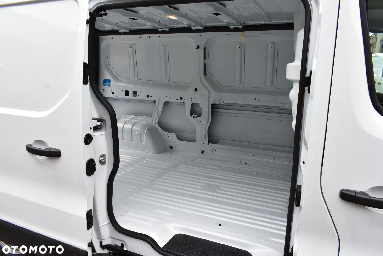 Renault Trafic - 9