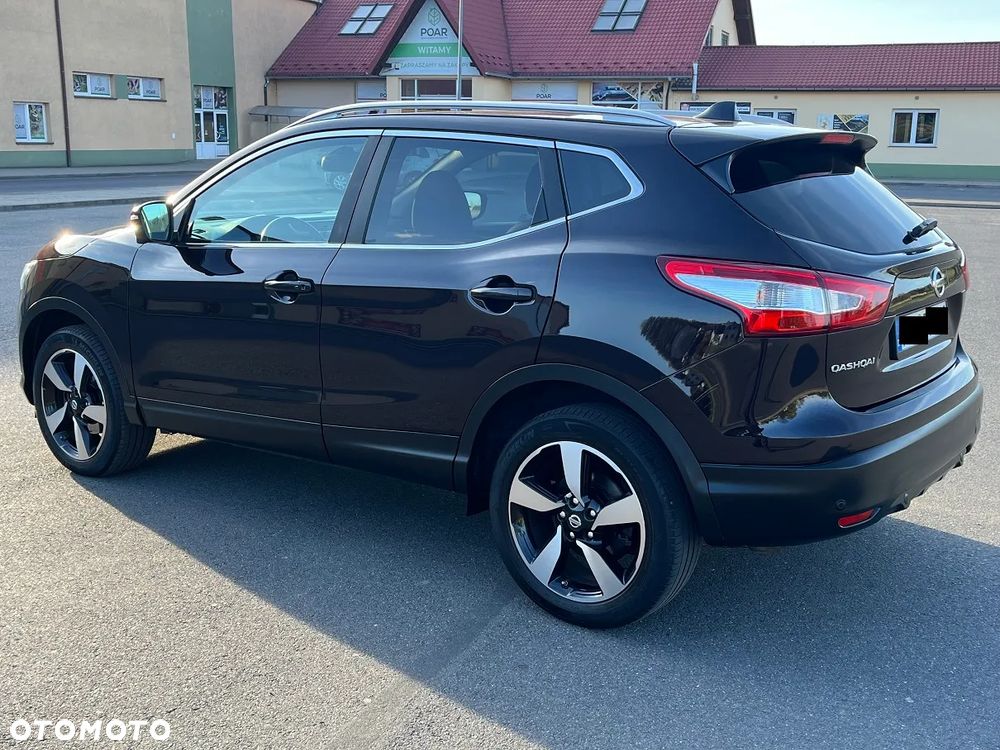 Nissan Qashqai 1.6 DCi Xtronic N-Connecta - 5