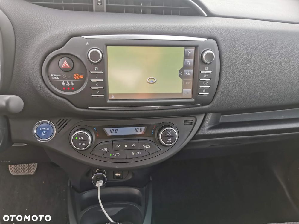 Toyota Yaris - 23