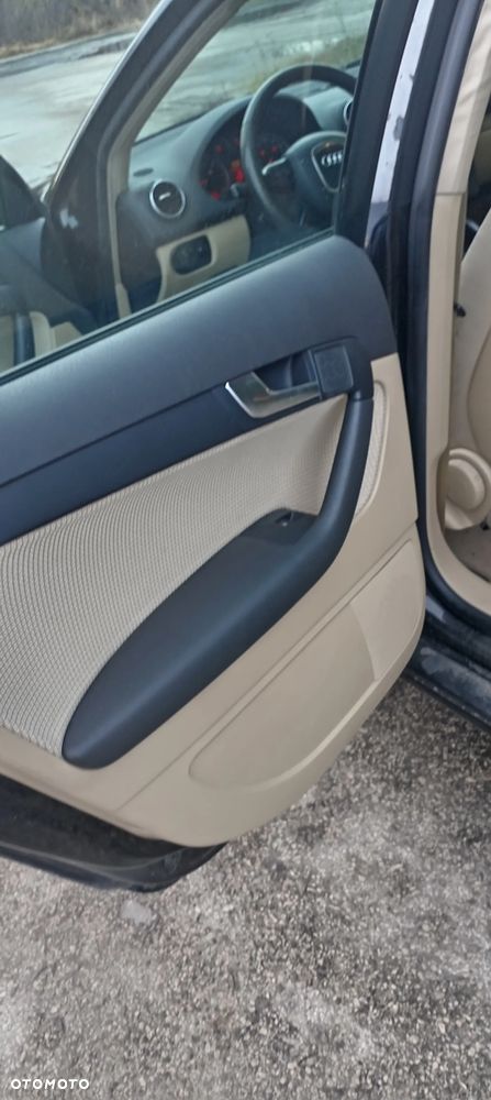 Audi A3 Sportback 2.0 TDI DSG S line Sportpaket plus - 9