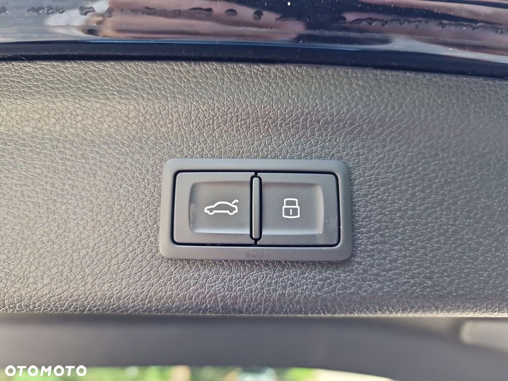 Audi Q3 35 TFSI mHEV S-Line S tronic - 19