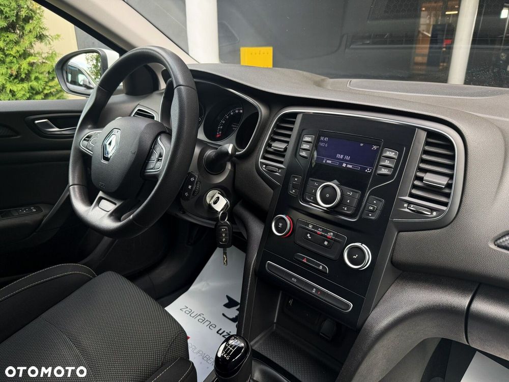 Renault Megane 1.3 TCe FAP Life - 26