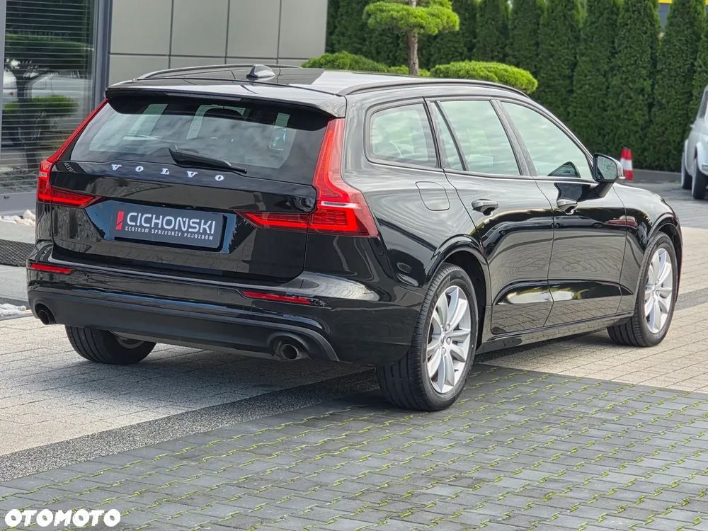 Volvo V60 B3 B Momentum Core - 11