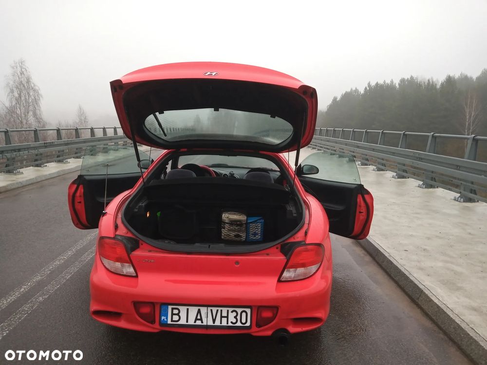 Hyundai Coupe - 12