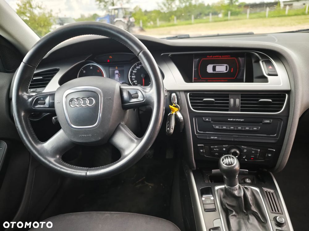 Audi A4 Avant 2.0 TDI Limited Edition - 10