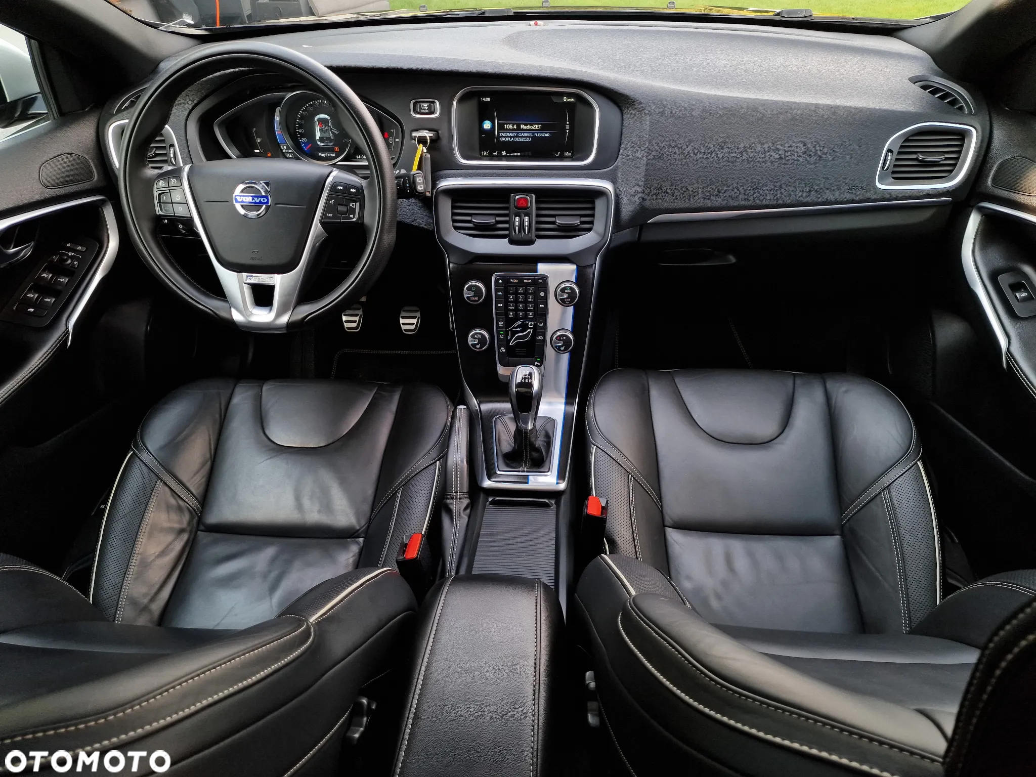 Volvo V40 D4 Drive-E R-Design Summum - 7