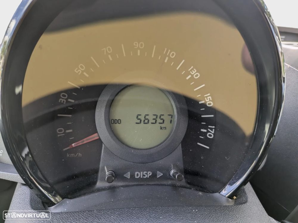 Toyota Aygo 1.0 X-Play - 9