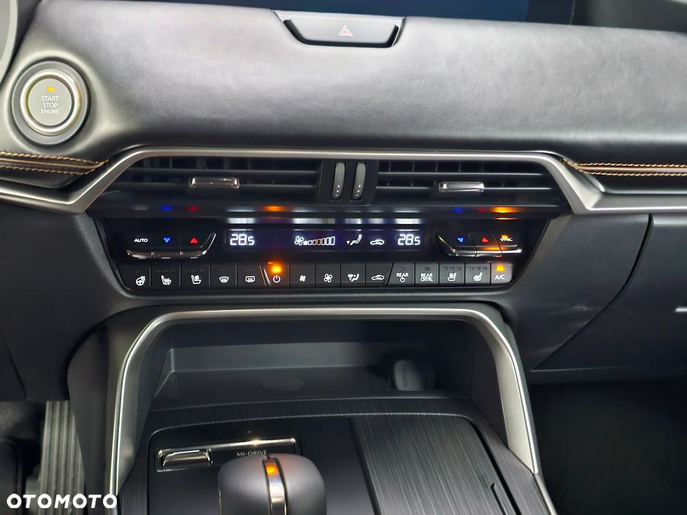 Mazda CX-80 - 12