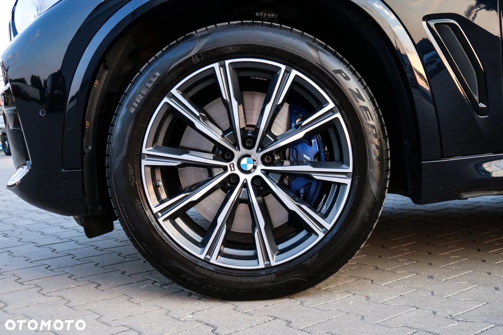 BMW X5 xDrive40i - 16