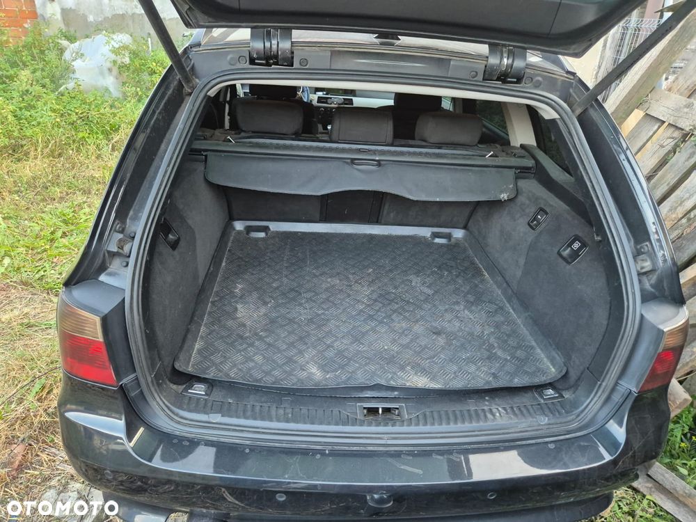 BMW Seria 5 520d - 23