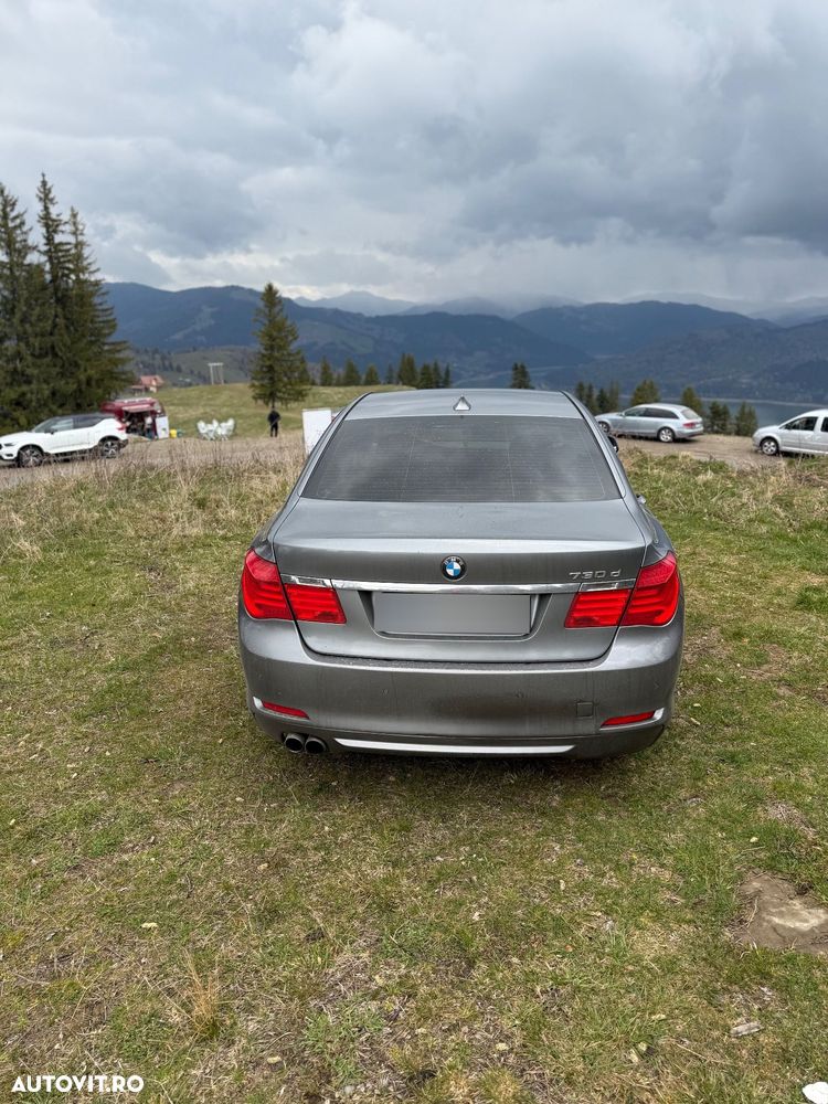 BMW Seria 7 730d - 8