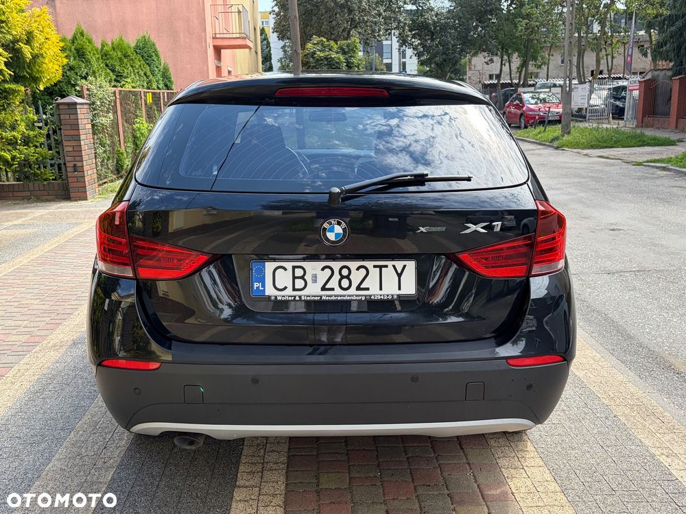 BMW X1 xDrive18d - 9
