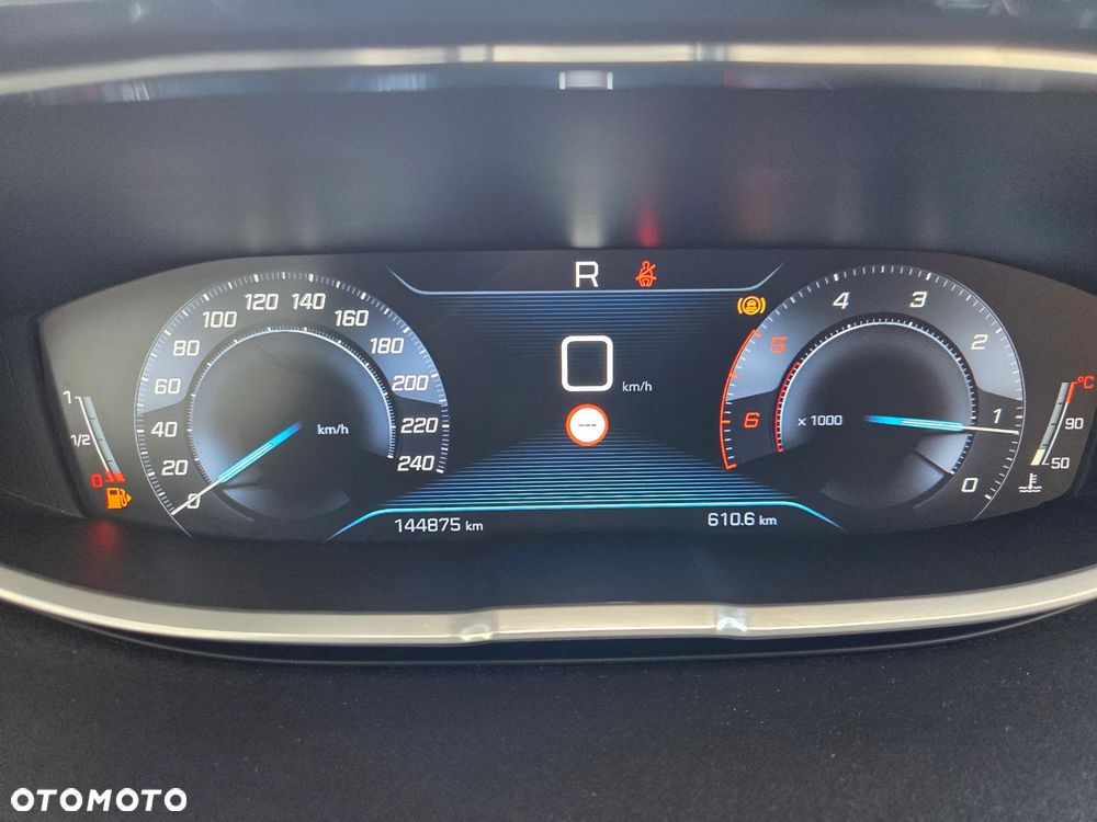 Peugeot 5008 1.6 BlueHDI Allure S&S EAT6 - 32