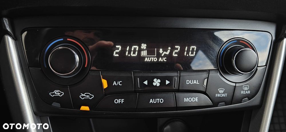 Suzuki SX4 S-Cross 1.6 Premium 4WD - 13