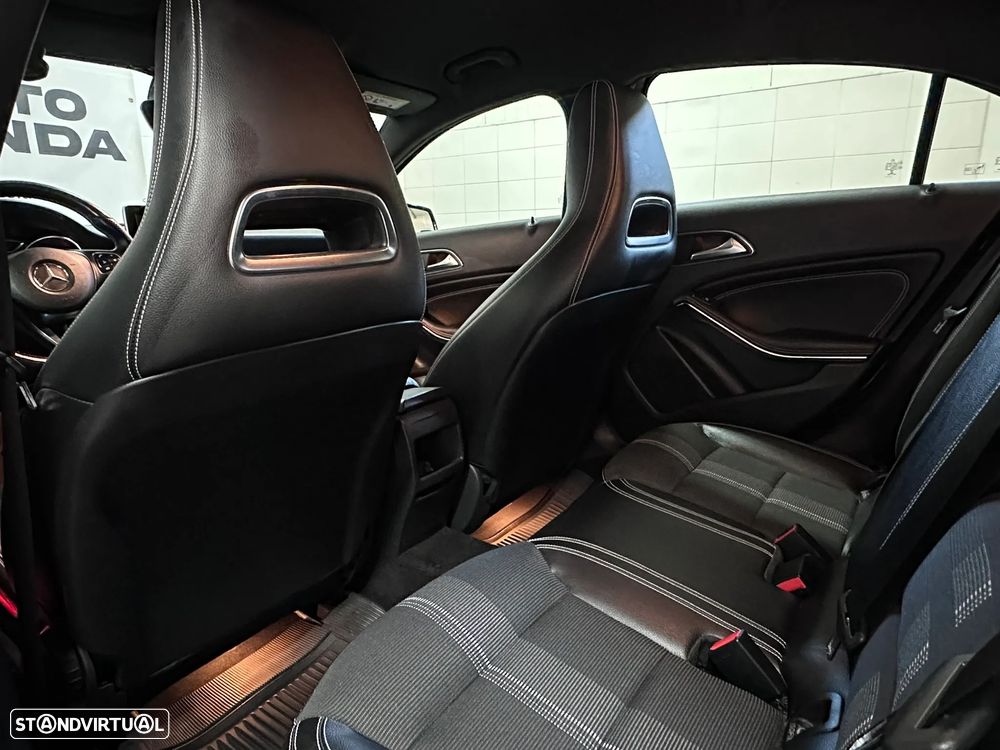 Mercedes-Benz A 180 d Urban - 10