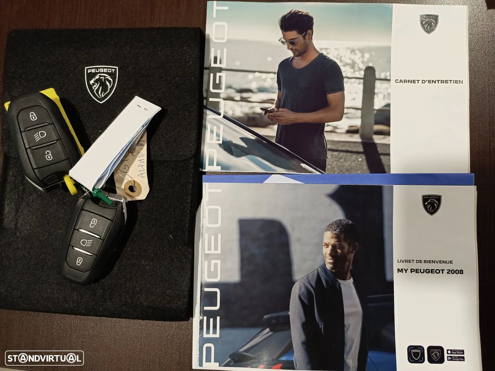 Peugeot 2008 PureTech 130 EAT8 GT - 35
