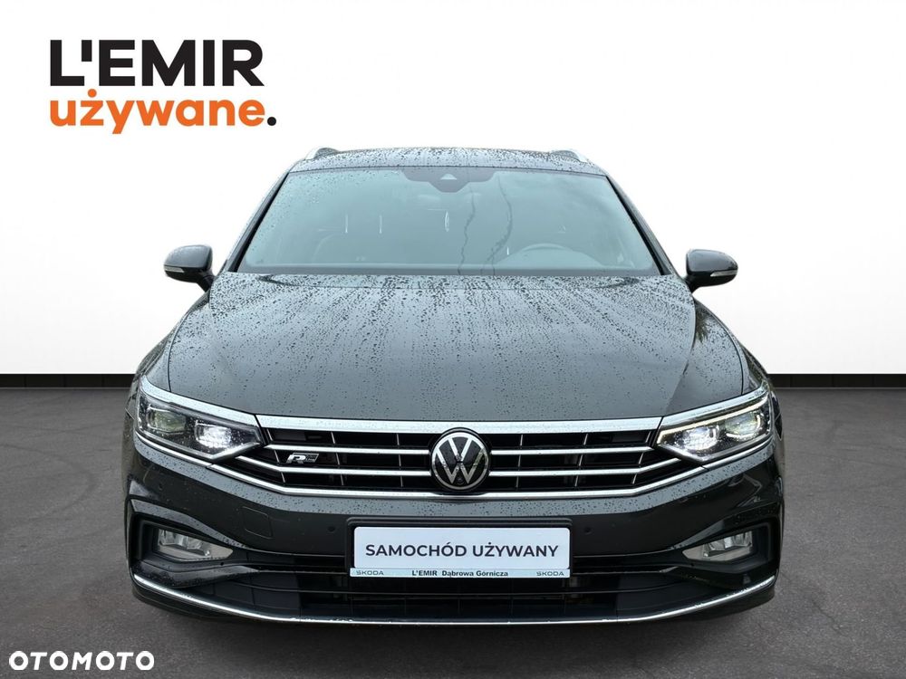 Volkswagen Passat - 2