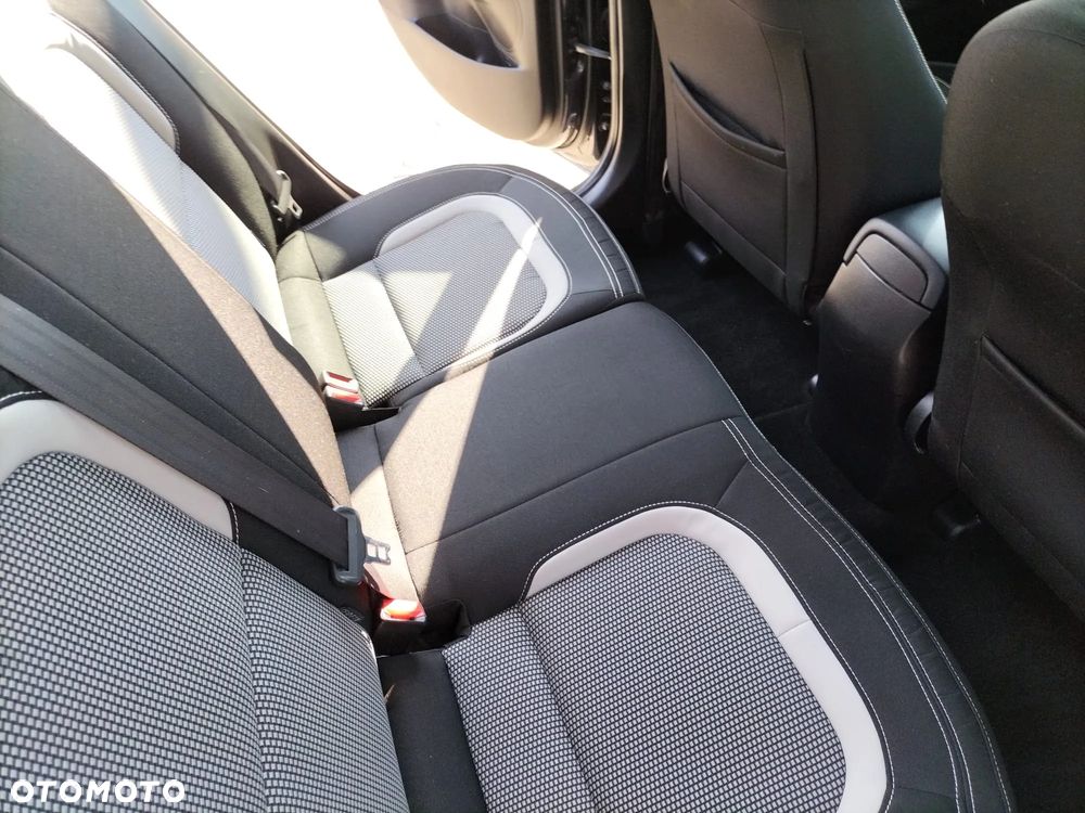 Kia Ceed 1.6 CRDi 128 Platinum Edition - 29