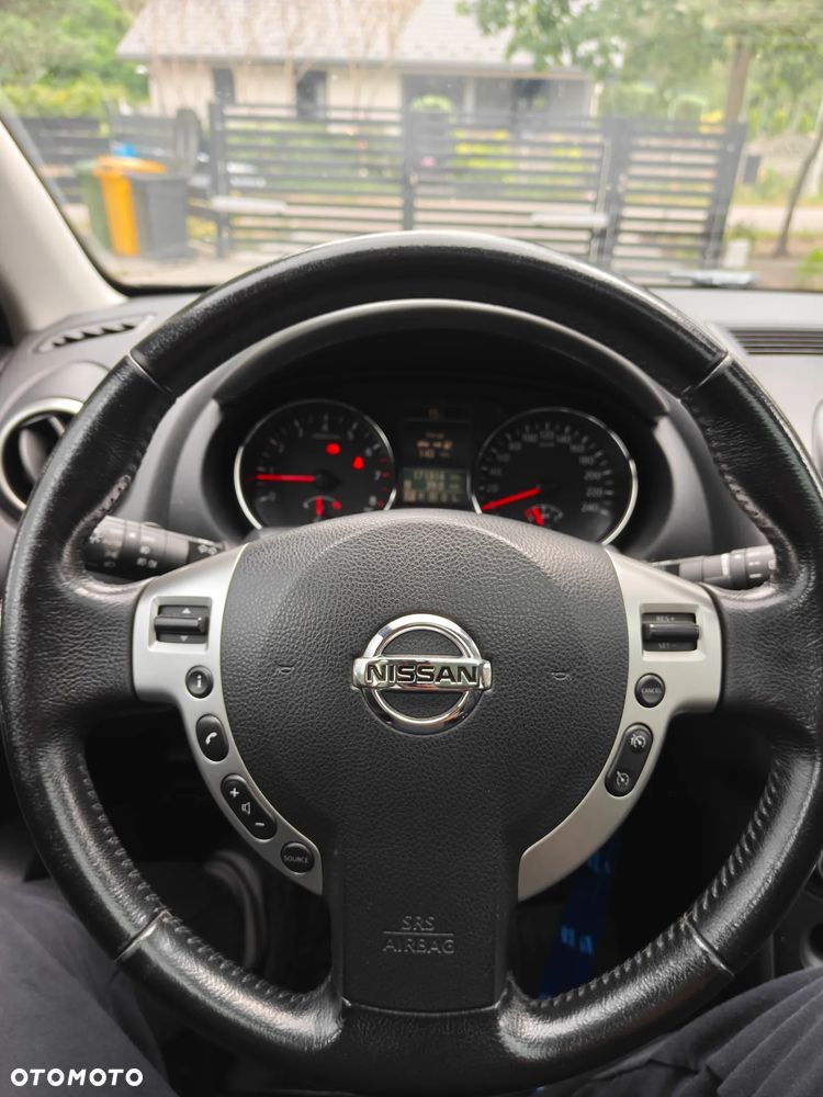 Nissan Qashqai - 16