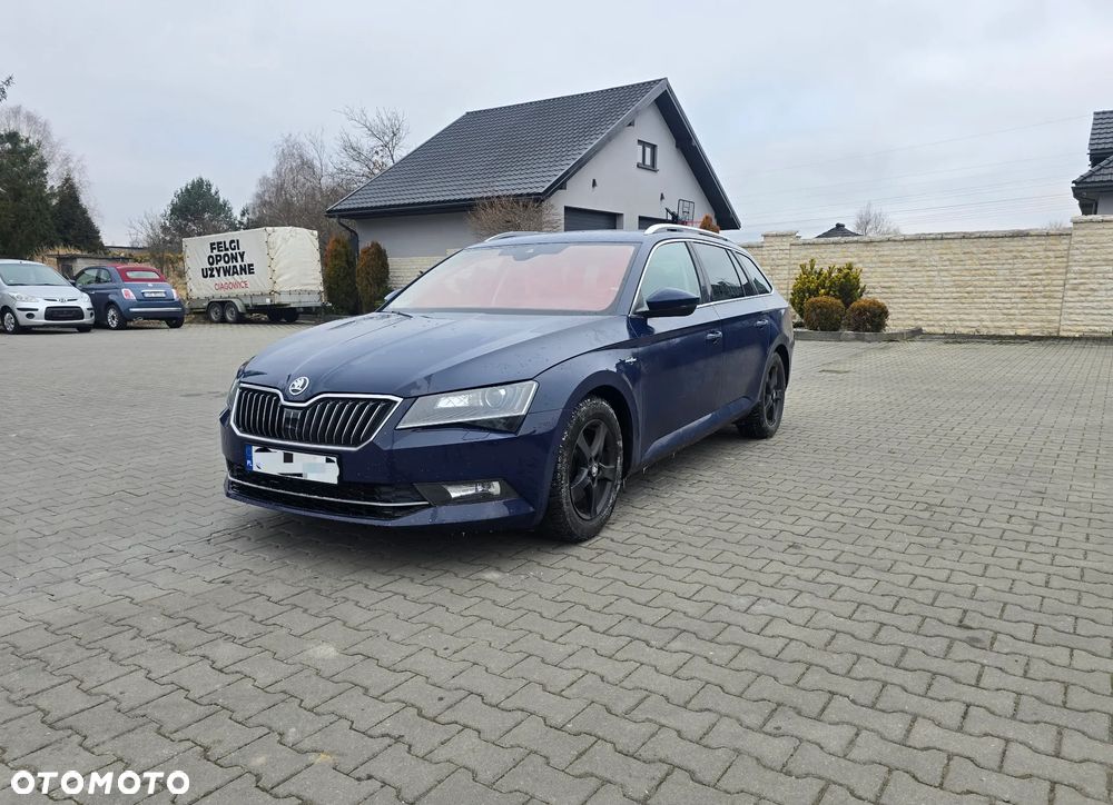 Skoda Superb 2.0 TDI L&K DSG - 5