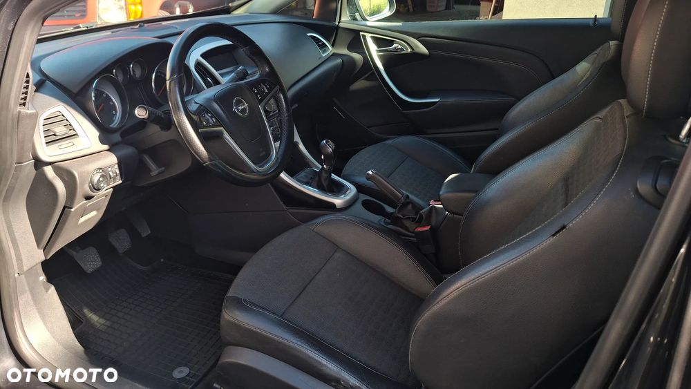 Opel Astra 1.7 CDTI DPF Start/Stop Active - 17