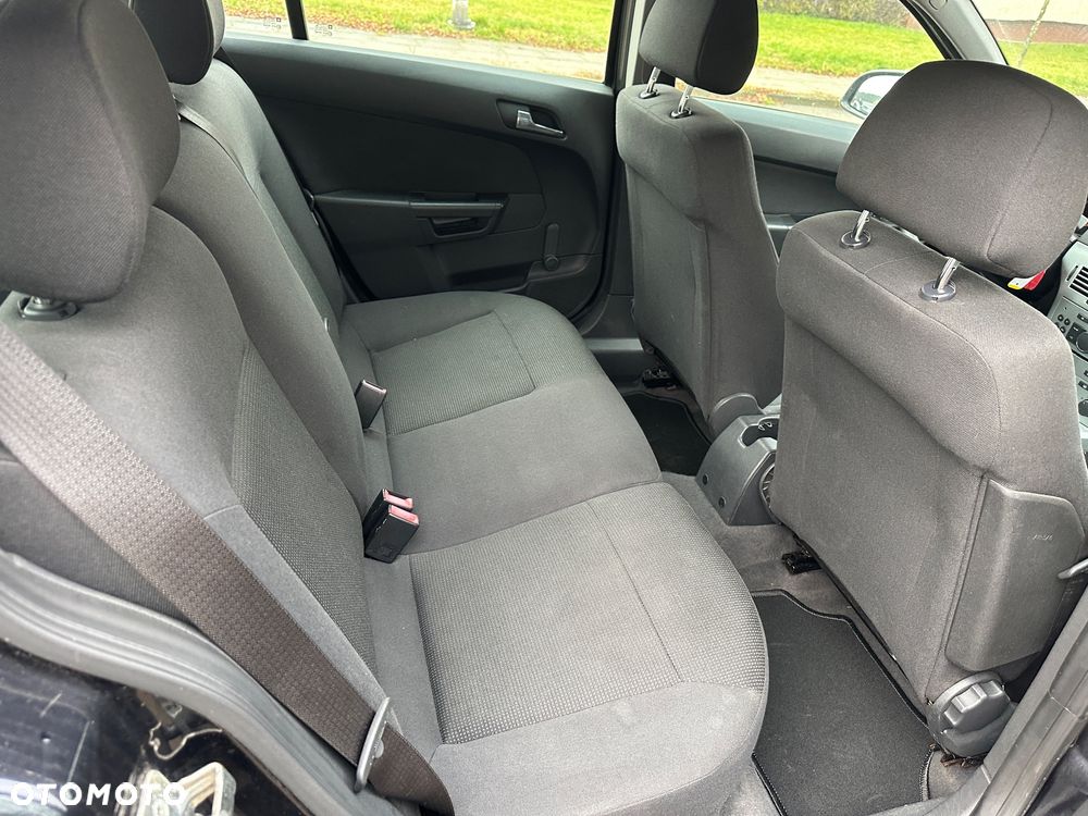 Opel Astra 1.7 CDTI DPF Design Edition - 7