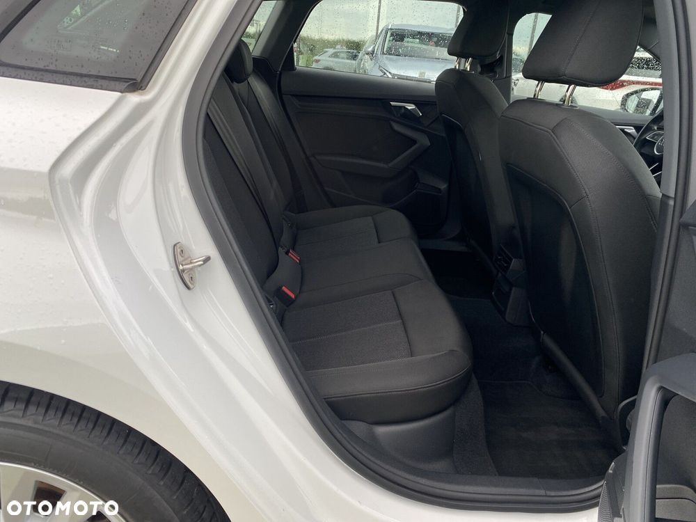 Audi A3 Sportback - 15