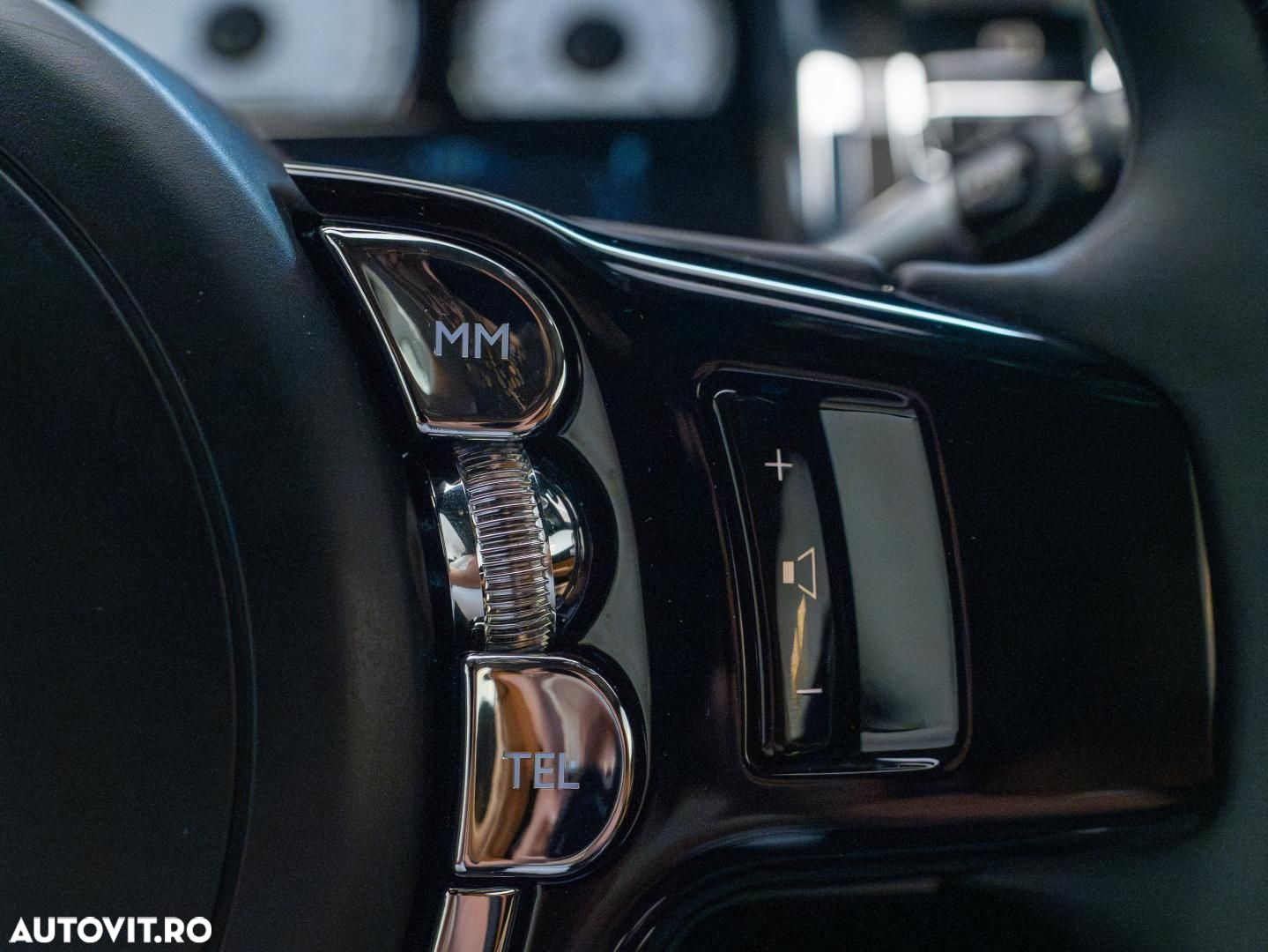 Rolls-Royce Wraith - 23