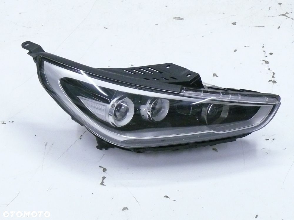 LAMPA PRZEDNIA PRAWA HYUNDAI I30 III 2017 2021 LED FULL - 1