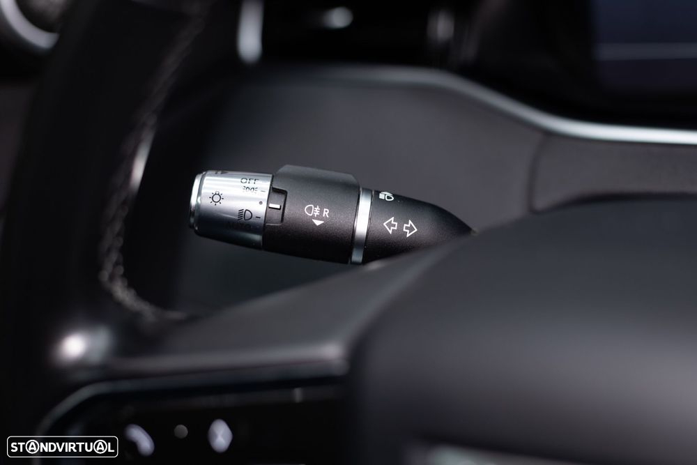 Land Rover Range Rover Evoque 1.5 P300e AWD Auto - 27