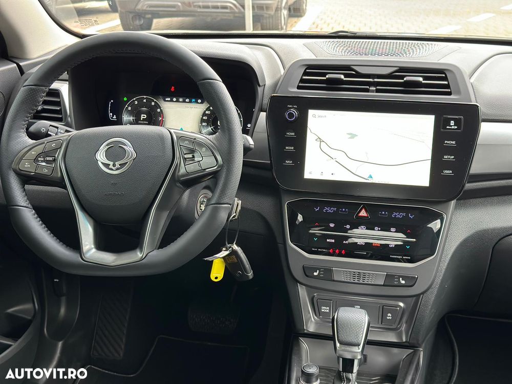 SsangYong Tivoli - 13