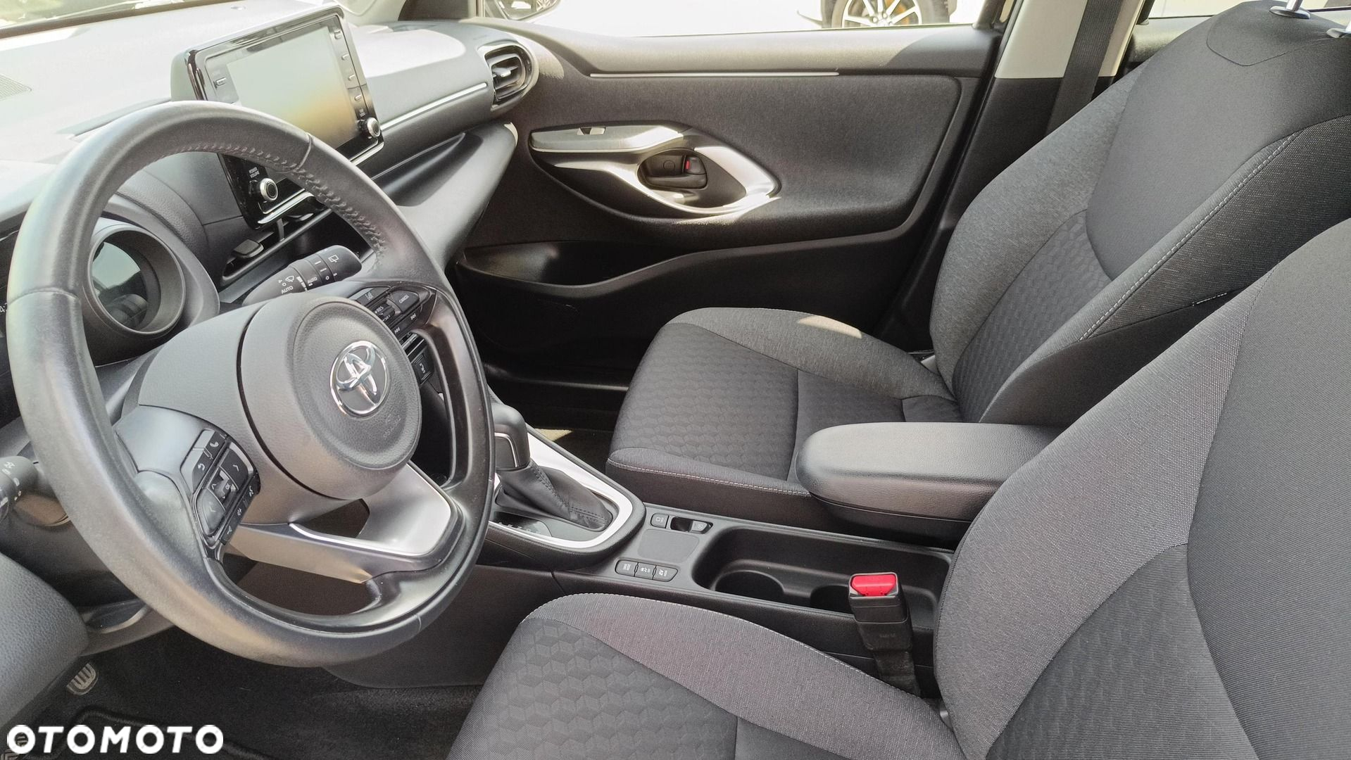 Toyota Yaris - 14